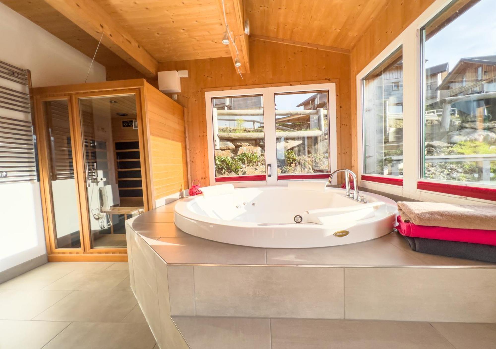 1A Chalet "Wolke" Wandern, Grillen, Wellness Im Traumhaus Волфсберг Екстериор снимка